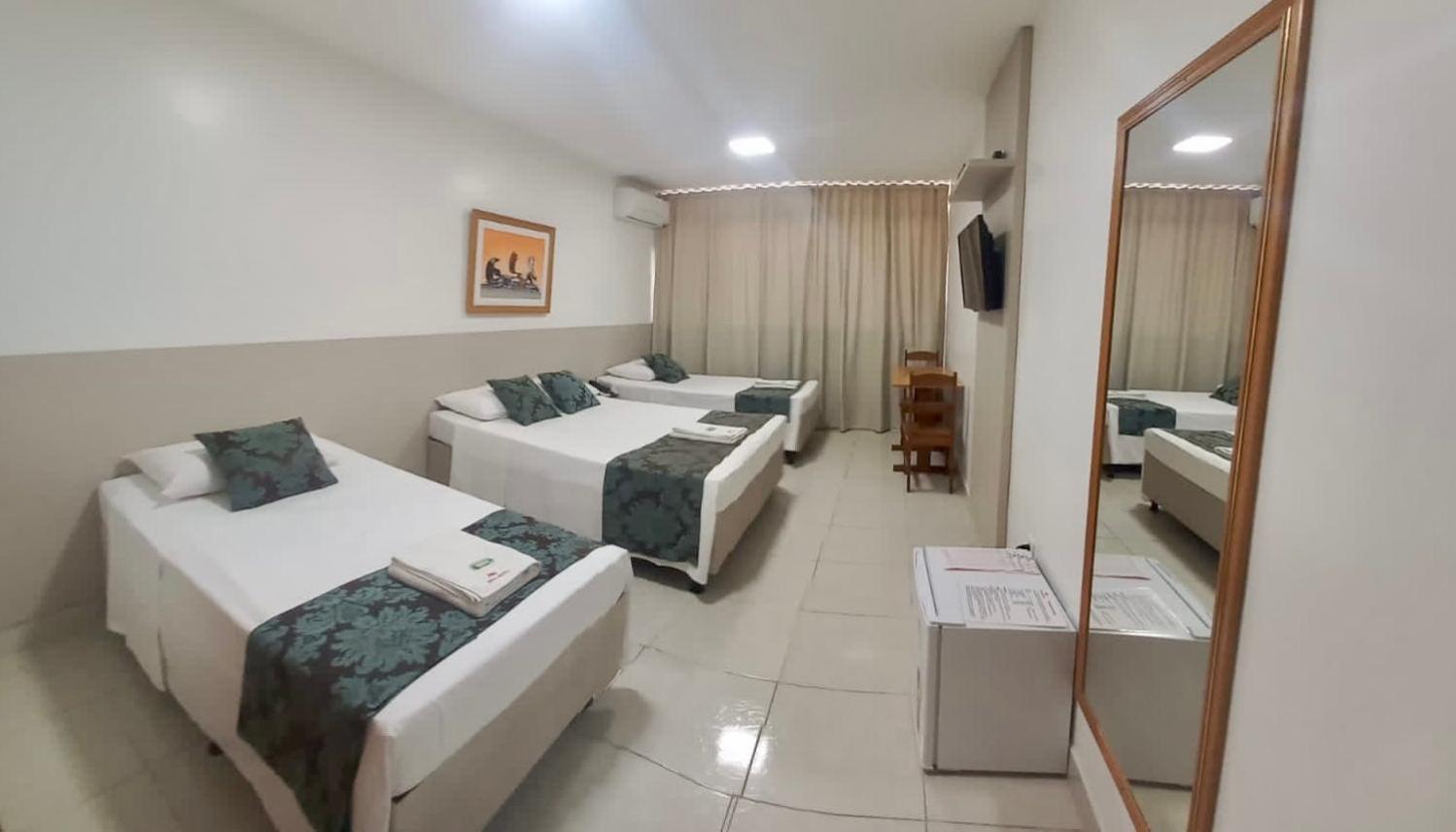 Max Hotel Nucleo Bandeirante Luaran gambar