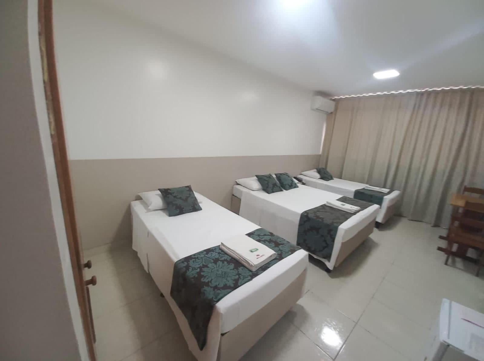 Max Hotel Nucleo Bandeirante Luaran gambar