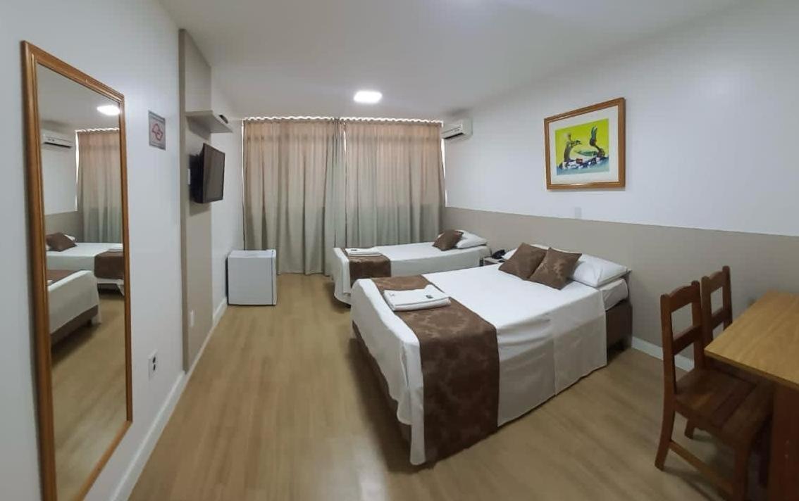 Max Hotel Nucleo Bandeirante Luaran gambar
