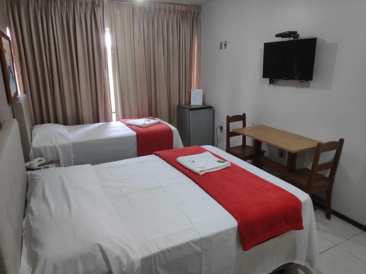 Max Hotel Nucleo Bandeirante Luaran gambar