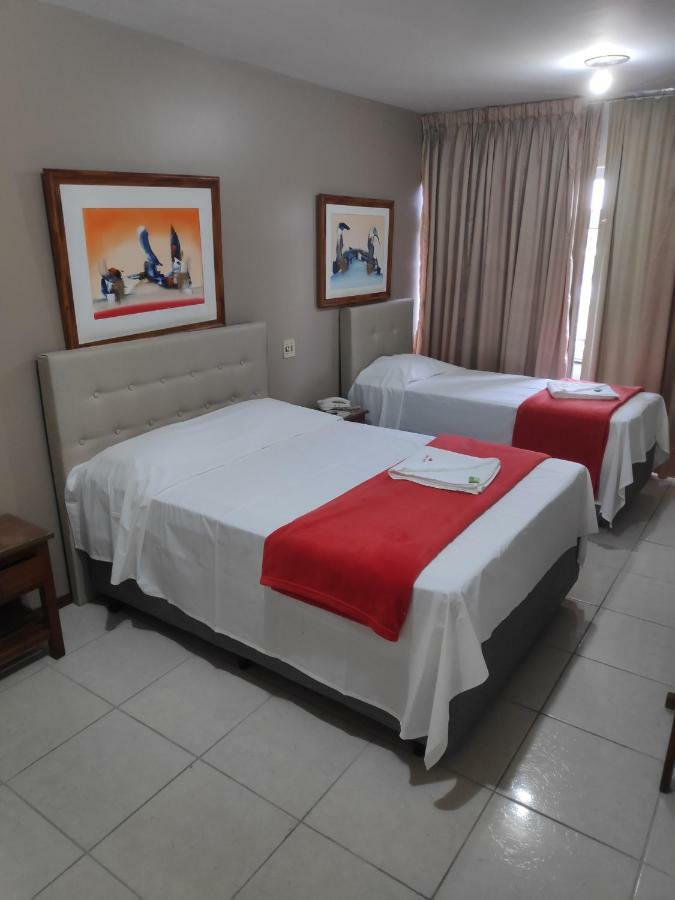 Max Hotel Nucleo Bandeirante Luaran gambar