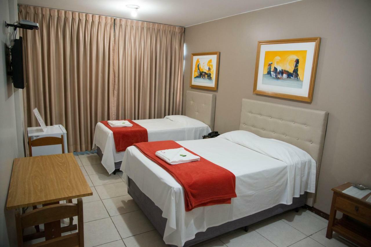 Max Hotel Nucleo Bandeirante Luaran gambar
